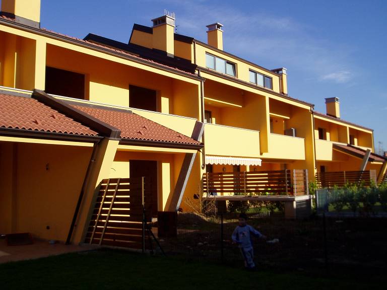 Tomatis Associati - Nuovo complesso residenziale "Residenza S.Andrea" in Dronero (Cuneo) - foto 01